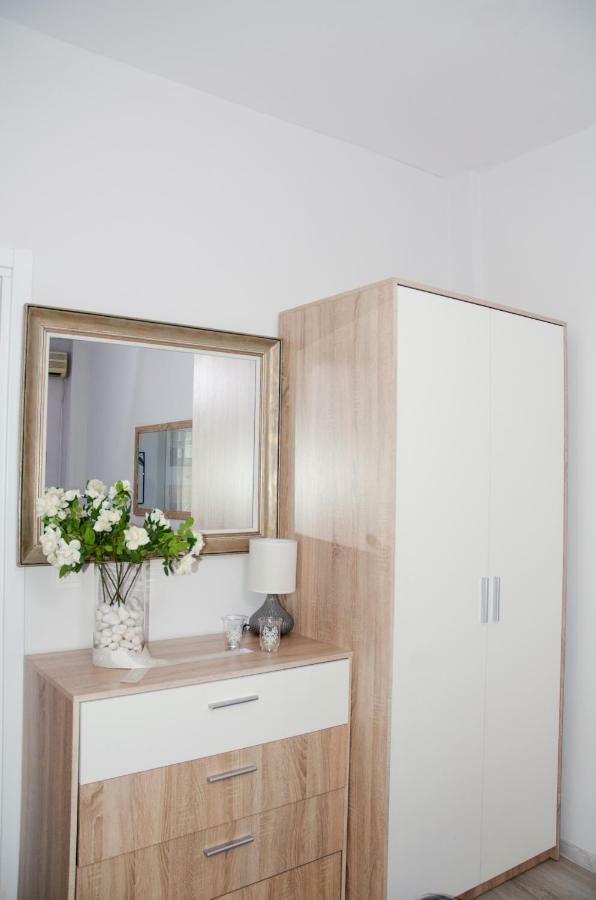 Cozy Home In Thessaloniki Center ภายนอก รูปภาพ