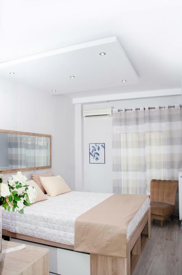 Cozy Home In Thessaloniki Center ภายนอก รูปภาพ